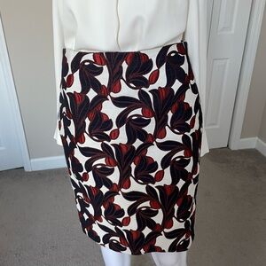 Elegant Floral Patterned Skirt